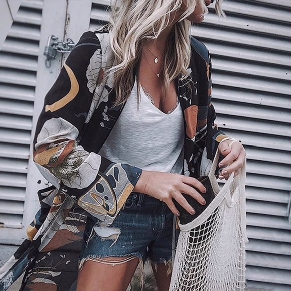 NEW!! Boho Long Floral Print Cardigan - Picture 3 of 5